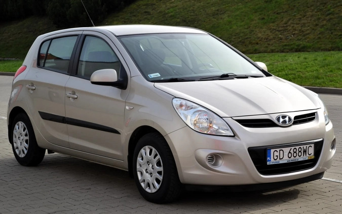 Hyundai i20 cena 14999 przebieg: 150000, rok produkcji 2010 z Gdańsk małe 781